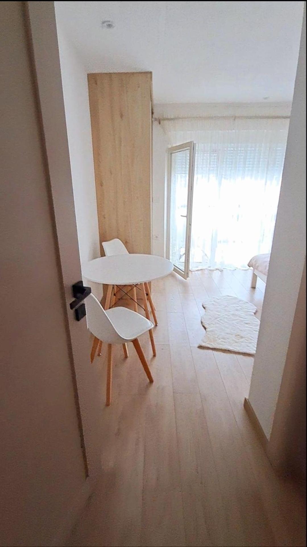 פלאב Rooms Lida & Friendly Home מראה חיצוני תמונה