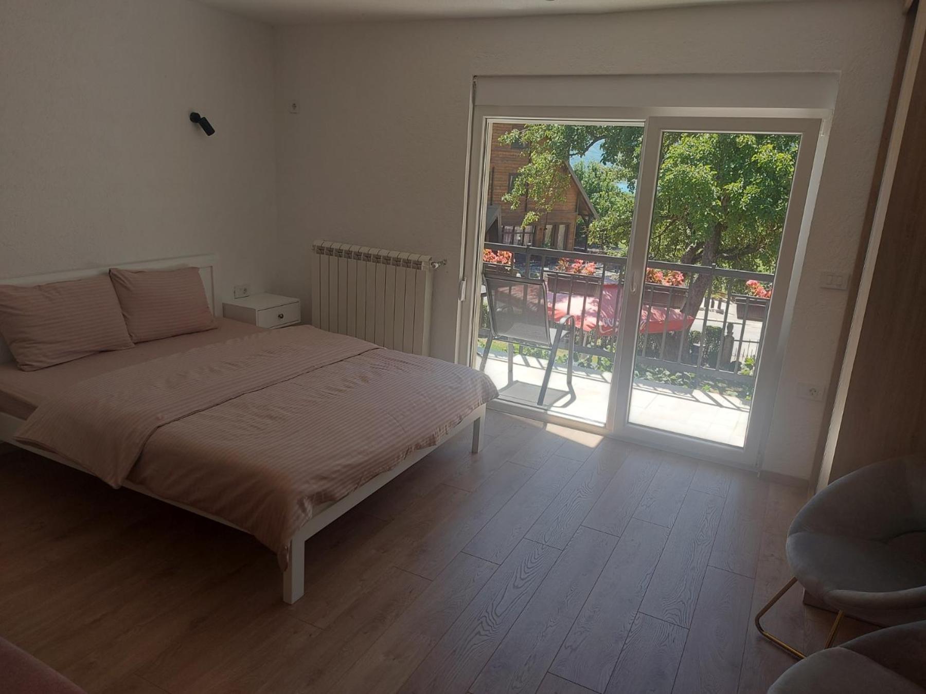 פלאב Rooms Lida & Friendly Home מראה חיצוני תמונה